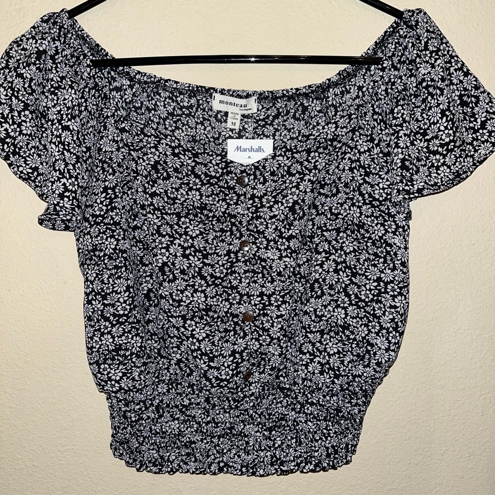 Monteau black with white flower print off the shoulder crop top